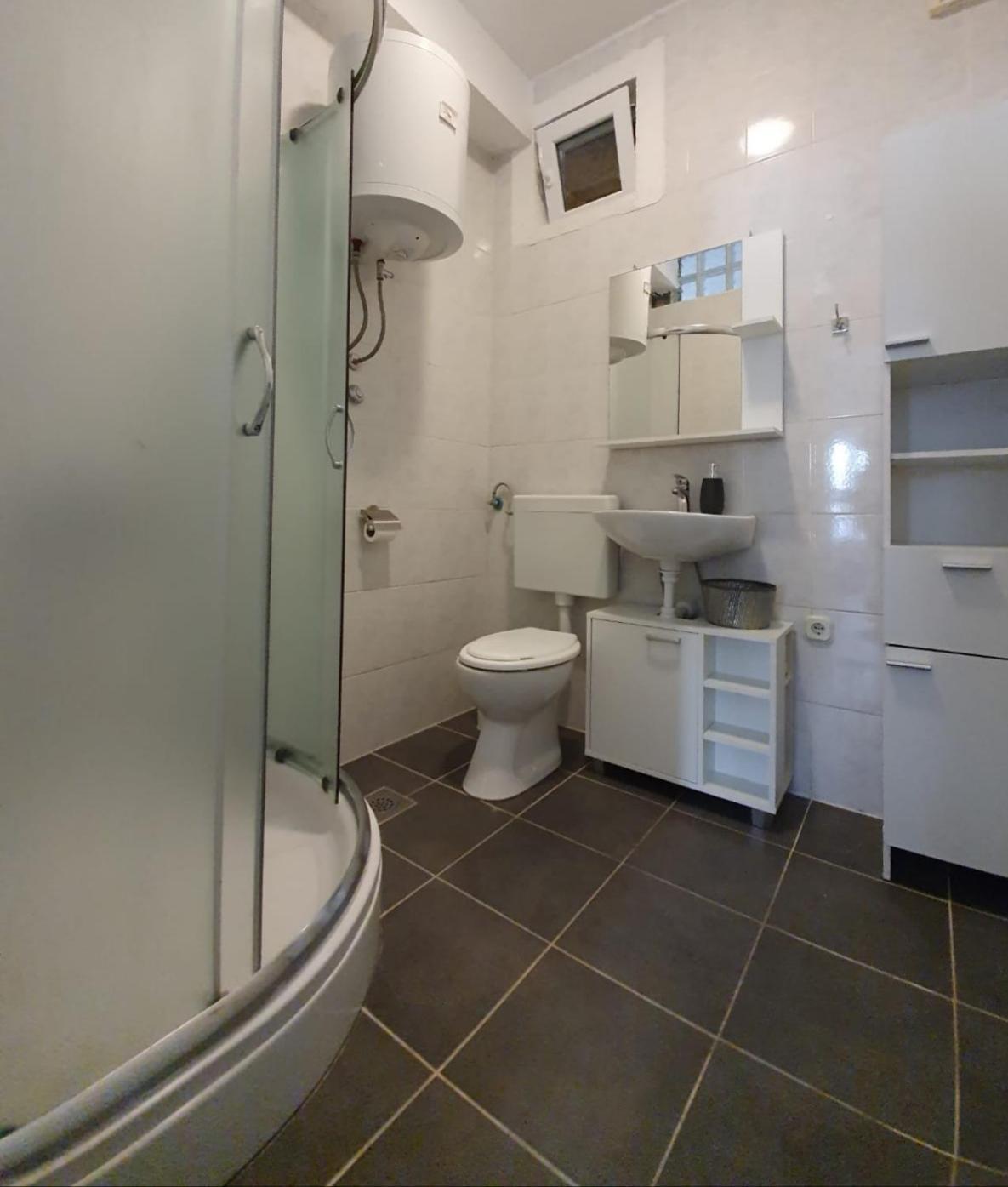 Apartments Kut Vis Phòng bức ảnh