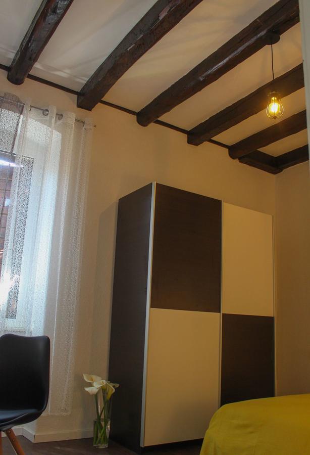 Apartments Kut Vis Ngoại thất bức ảnh